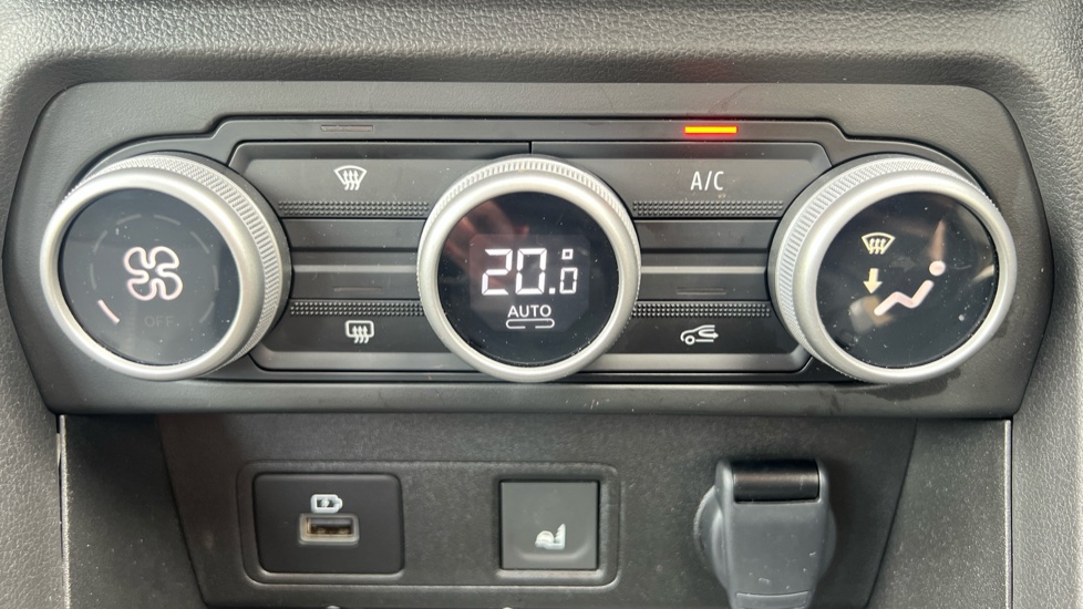 Dacia Sandero Stepway 1.0 TCe Extreme 5dr Petrol Hatchback - Image 22