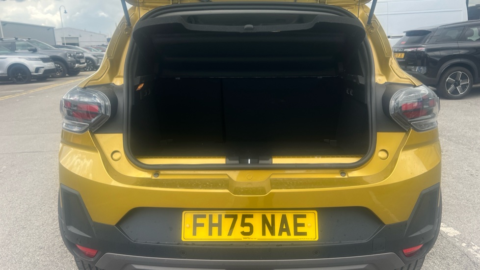 Dacia Sandero Stepway 1.0 TCe Extreme 5dr Petrol Hatchback - Image 4