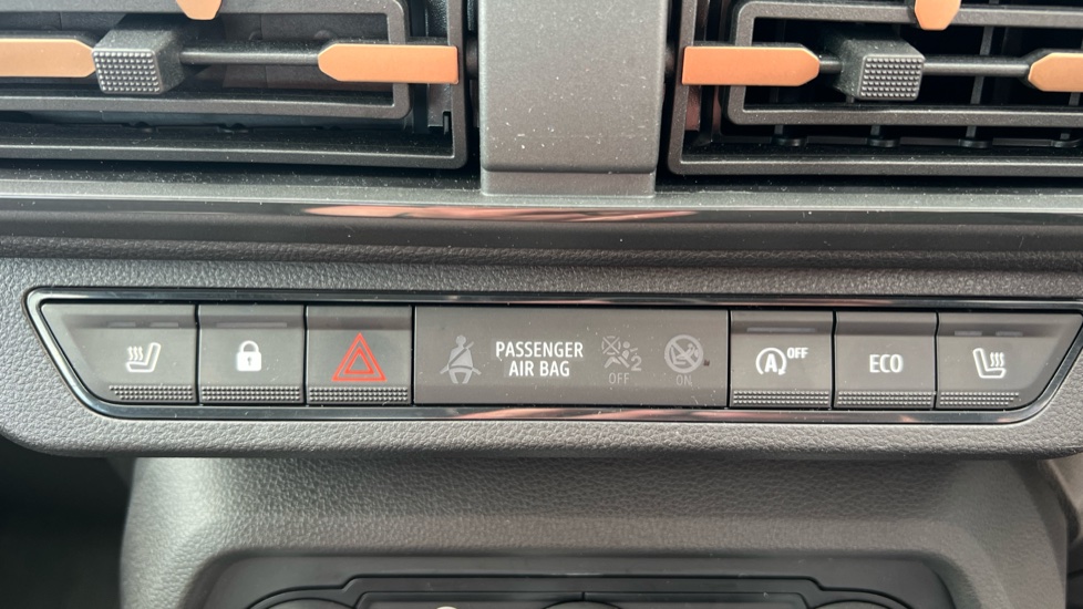 Dacia Sandero Stepway 1.0 TCe Extreme 5dr Petrol Hatchback - Image 38