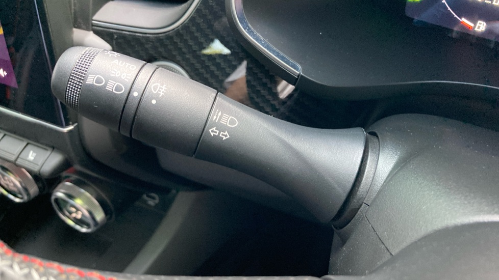 Renault Arkana 1.6 E-TECH Hybrid 145 R.S. Line 5dr Auto Hybrid Estate - Image 28