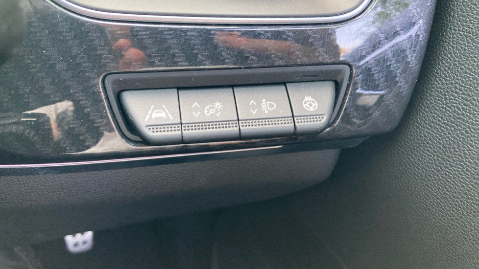 Renault Arkana 1.6 E-TECH Hybrid 145 R.S. Line 5dr Auto Hybrid Estate - Image 29