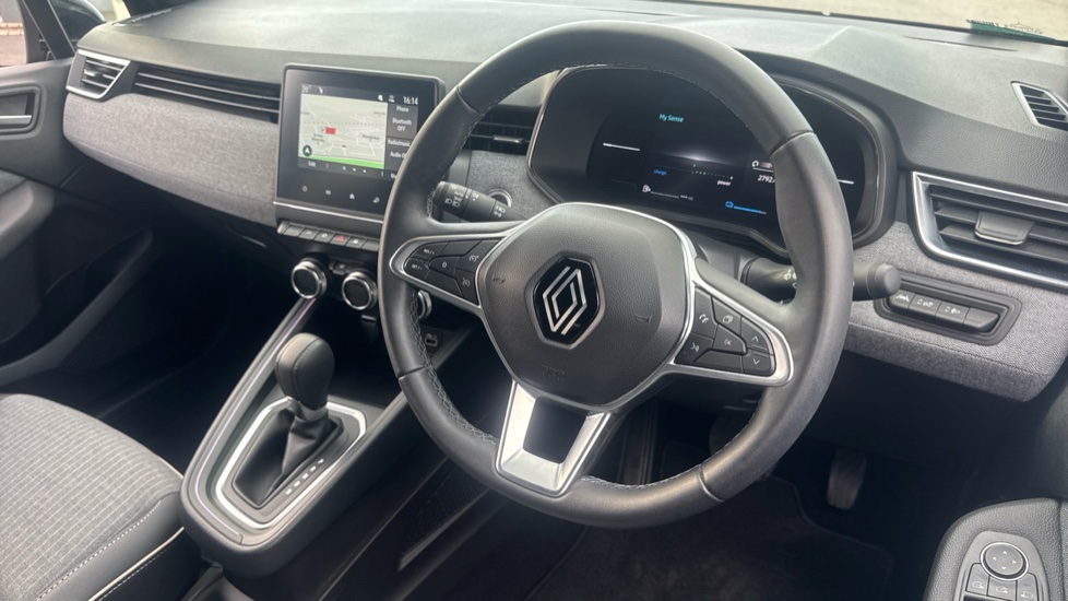 Renault Clio 1.6 E-TECH full hybrid 145 Techno 5dr Auto Hybrid Hatchback - Image 11