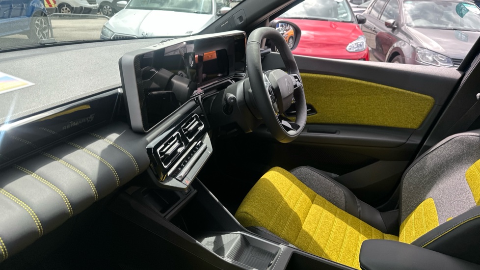 Renault 5 110kW Iconic Five + Comfort Range 52kWh 5dr Auto Electric Hatchback - Image 9