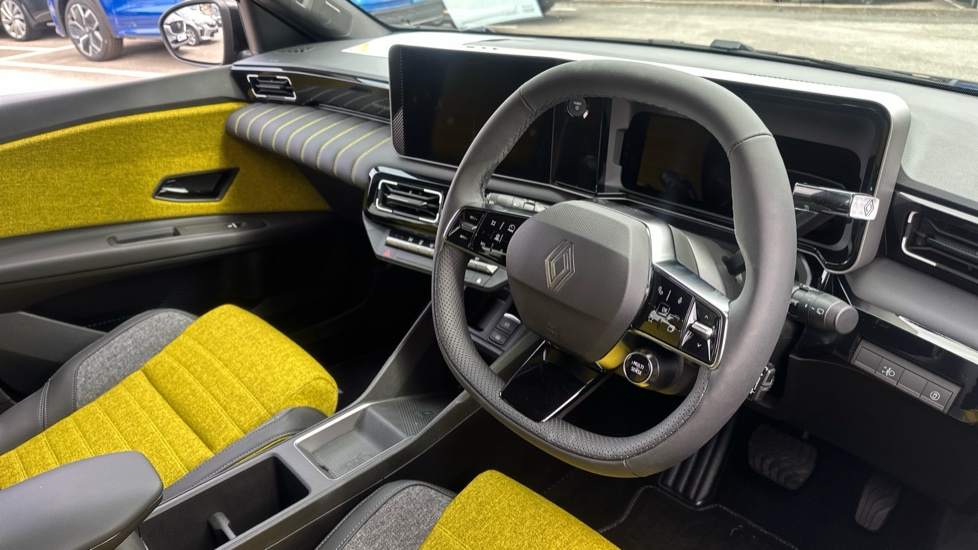 Renault 5 110kW Iconic Five + Comfort Range 52kWh 5dr Auto Electric Hatchback - Image 11