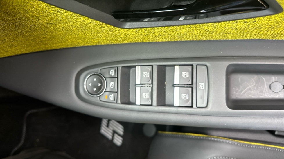 Renault 5 110kW Iconic Five + Comfort Range 52kWh 5dr Auto Electric Hatchback - Image 26