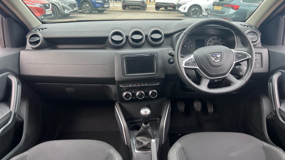 Dacia Duster 1.6 SCe Prestige 5dr Petrol Estate - Image 10