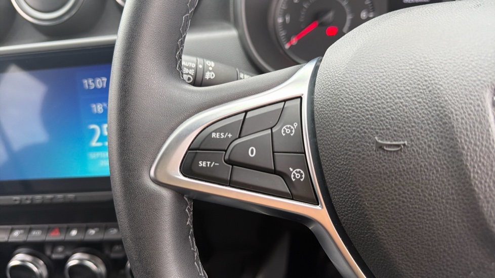 Dacia Duster 1.0 TCe 90 Extreme SE 5dr Petrol Estate - Image 21