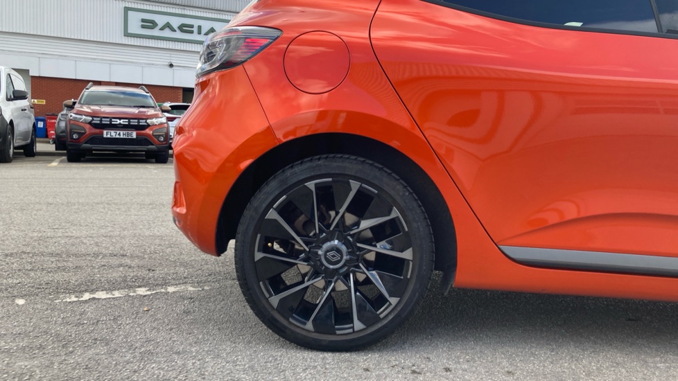 Renault Clio 1.6 E-TECH full hybrid 145 Esprit Alpine 5dr Auto Hybrid Hatchback - Image 7