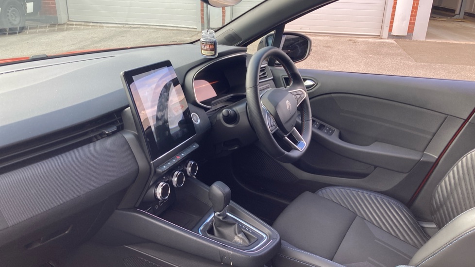 Renault Clio 1.6 E-TECH full hybrid 145 Esprit Alpine 5dr Auto Hybrid Hatchback - Image 9
