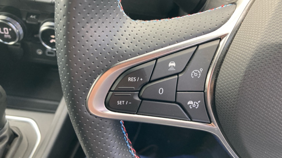 Renault Clio 1.6 E-TECH full hybrid 145 Esprit Alpine 5dr Auto Hybrid Hatchback - Image 26