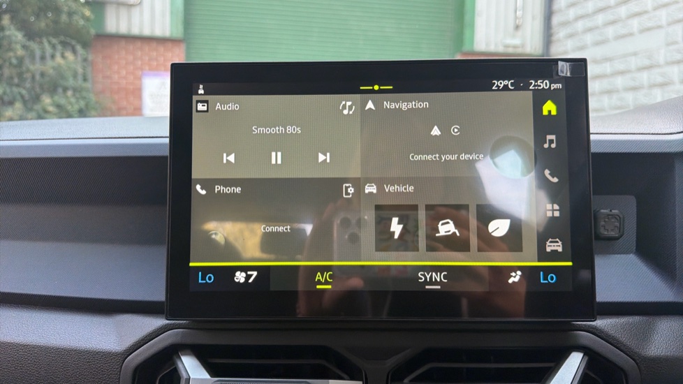 Dacia Bigster 1.8 Hybrid 155 Expression 5dr Auto Hybrid Estate - Image 12