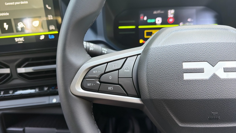 Dacia Bigster 1.8 Hybrid 155 Expression 5dr Auto Hybrid Estate - Image 21