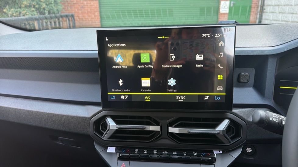 Dacia Bigster 1.8 Hybrid 155 Expression 5dr Auto Hybrid Estate - Image 30