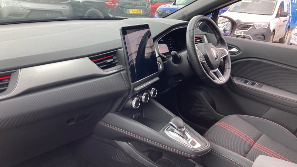 Renault Captur 1.6 E-TECH Hybrid 145 R.S. Line 5dr Auto Hybrid Hatchback - Image 9