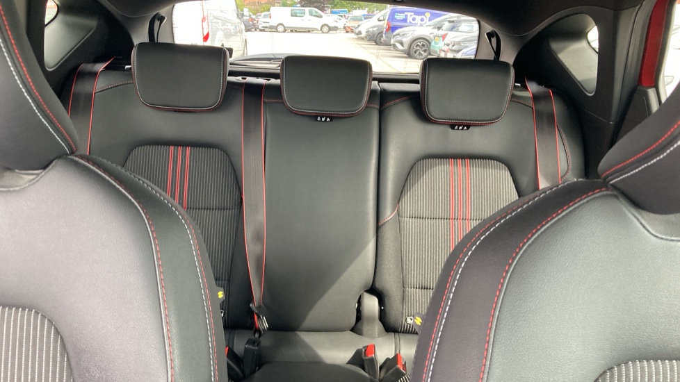 Renault Captur 1.6 E-TECH Hybrid 145 R.S. Line 5dr Auto Hybrid Hatchback - Image 15
