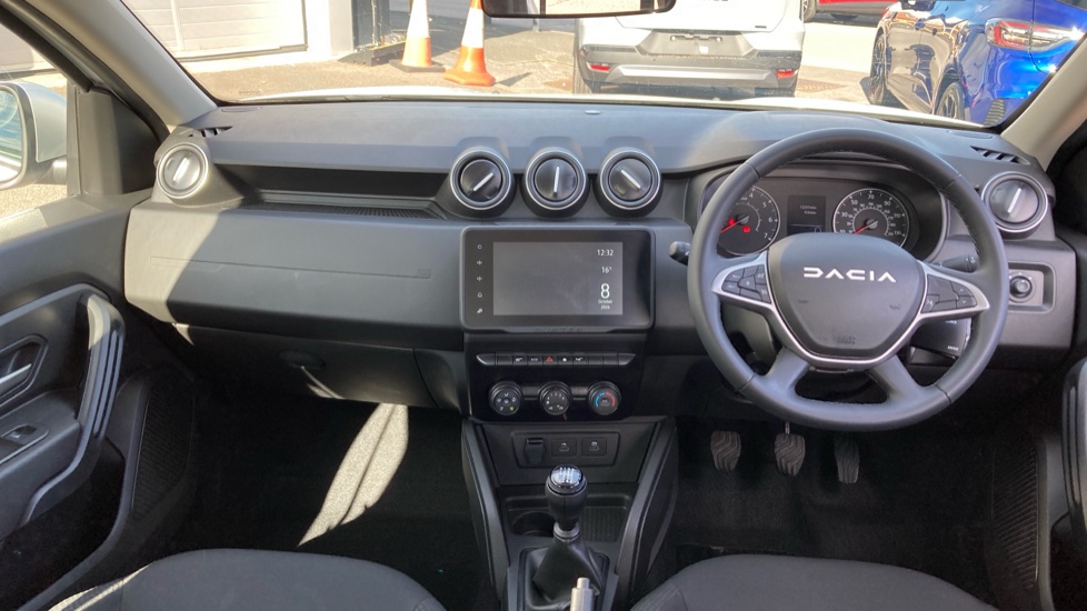 Dacia Duster 1.0 TCe 90 Expression 5dr Petrol Estate - Image 10