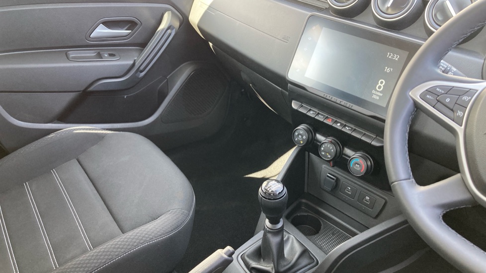Dacia Duster 1.0 TCe 90 Expression 5dr Petrol Estate - Image 14