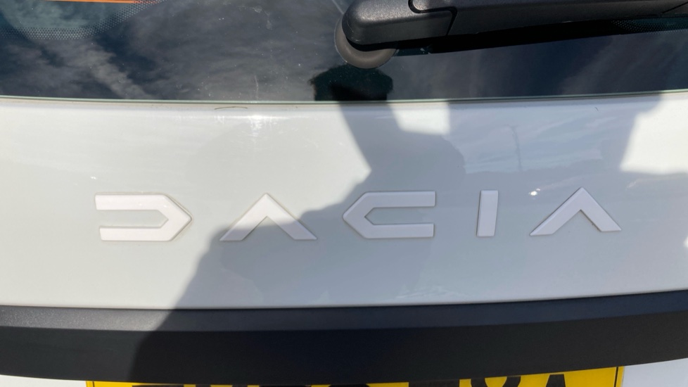 Dacia Duster 1.0 TCe 90 Expression 5dr Petrol Estate - Image 34