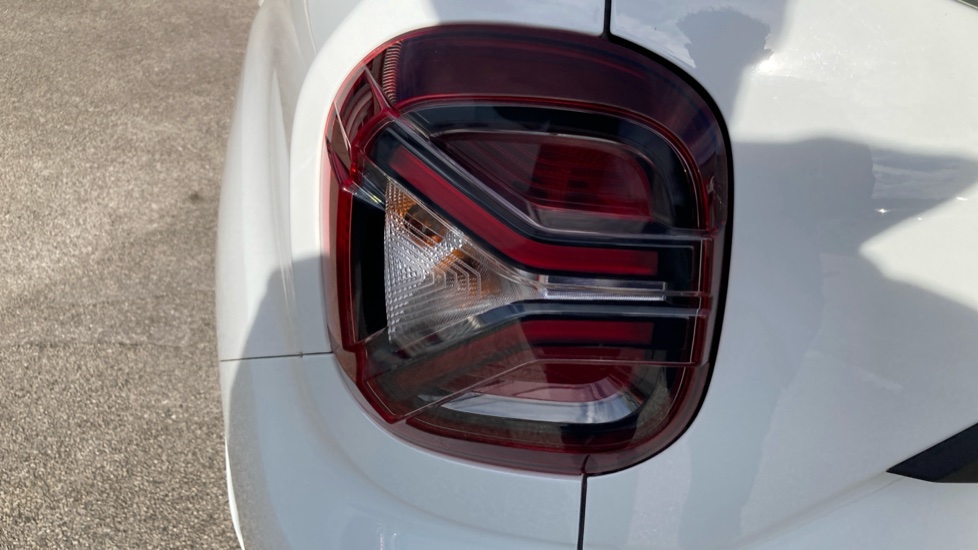 Dacia Duster 1.0 TCe 90 Expression 5dr Petrol Estate - Image 36