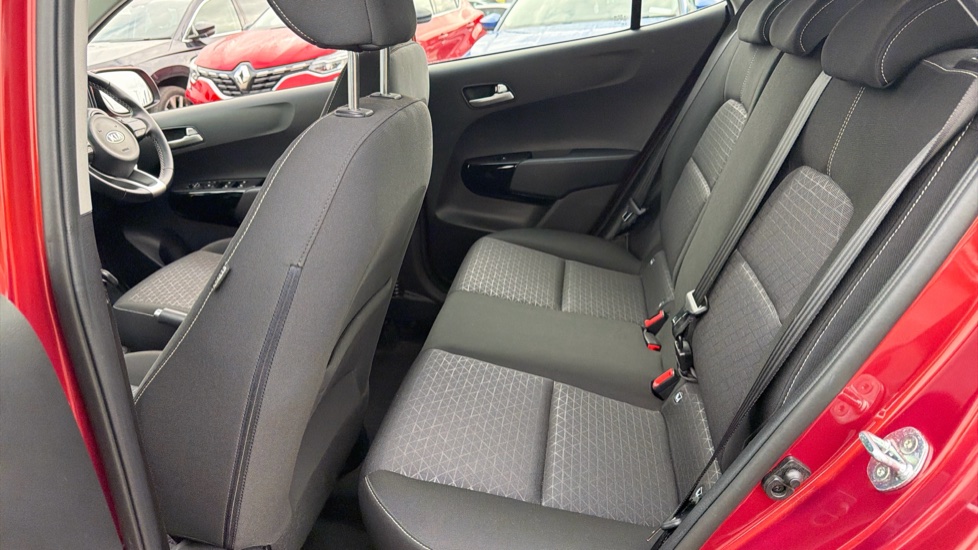 Kia Picanto 1.25 2 5dr Petrol Hatchback - Image 16