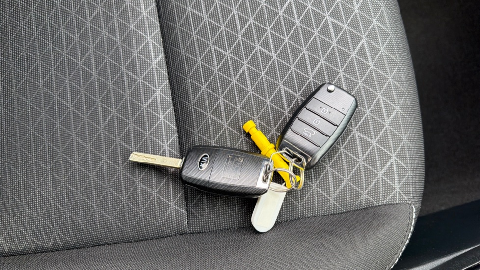 Kia Picanto 1.25 2 5dr Petrol Hatchback - Image 19