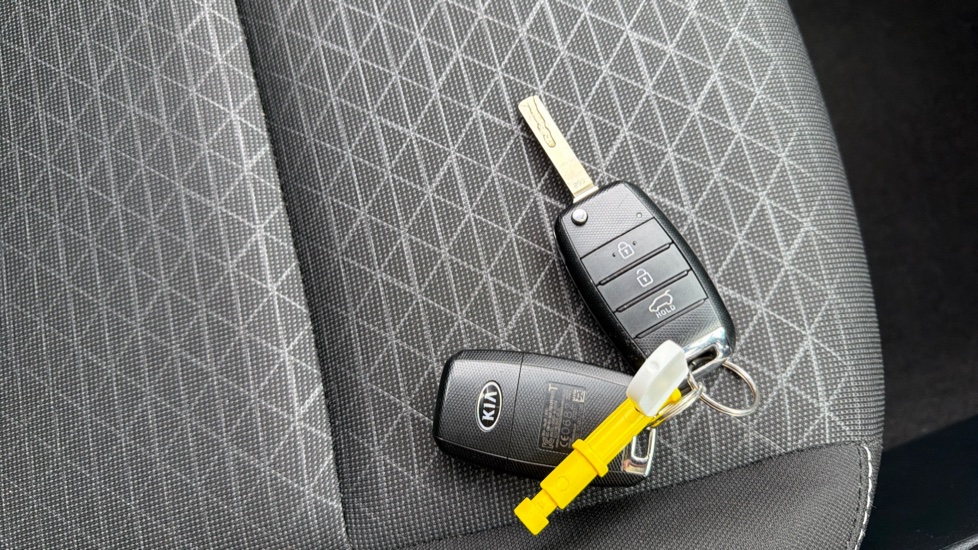 Kia Picanto 1.25 2 5dr Petrol Hatchback - Image 20