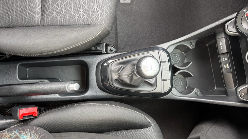 Kia Picanto 1.25 2 5dr Petrol Hatchback - Image 26