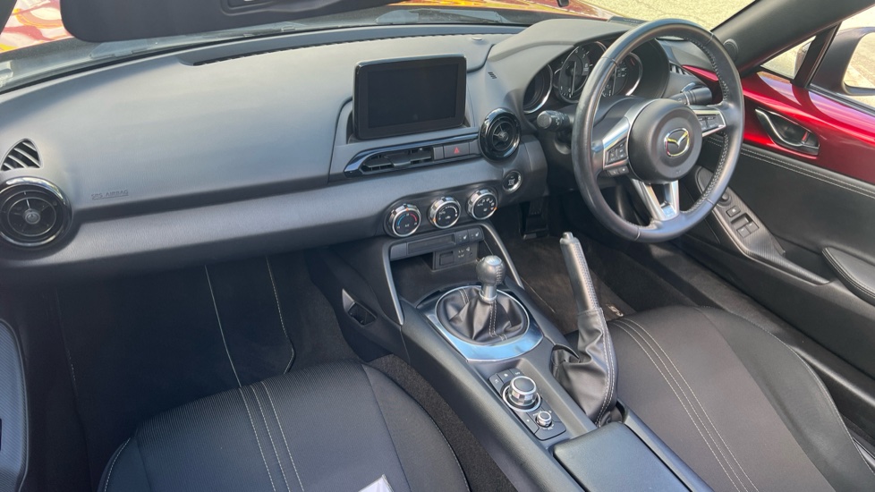 Mazda MX-5 1.5 [132] SE-L 2dr Petrol Convertible - Image 14