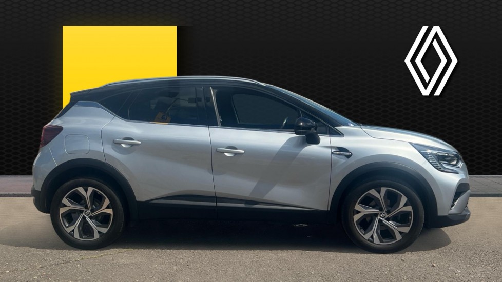 Renault Captur 1.3 TCE 140 R.S. Line 5dr EDC Petrol Hatchback - Image 5