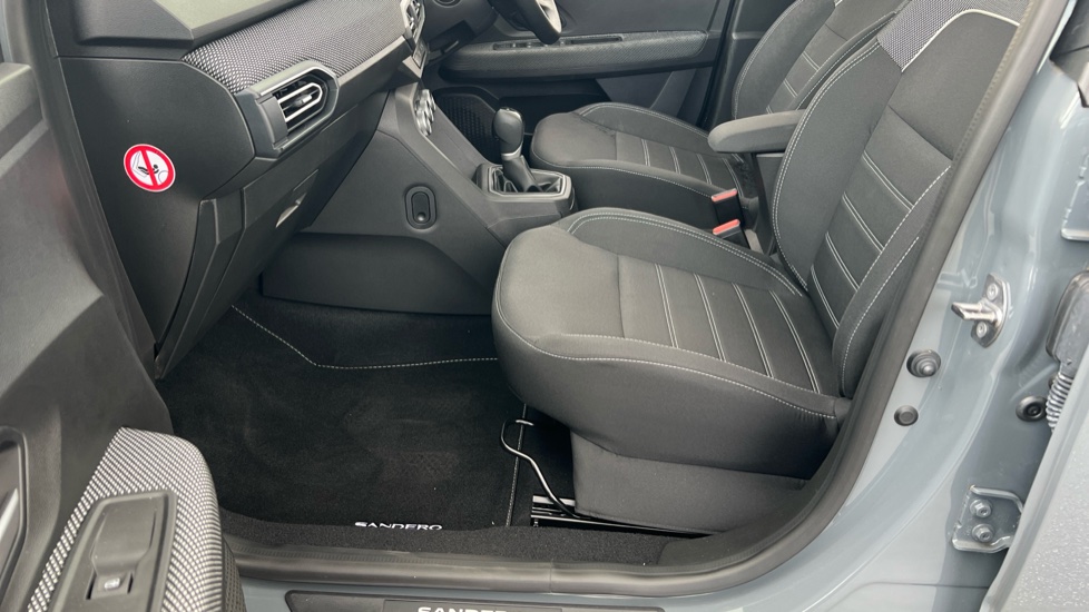Dacia Sandero 1.0 Tce Journey 5dr CVT Petrol Hatchback - Image 29