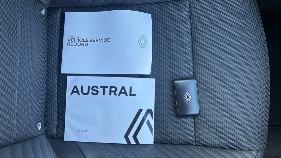 Renault Austral E-Tech Full Hybrid Techno Esprit Alpine 5dr Auto Hybrid Estate - Image 19
