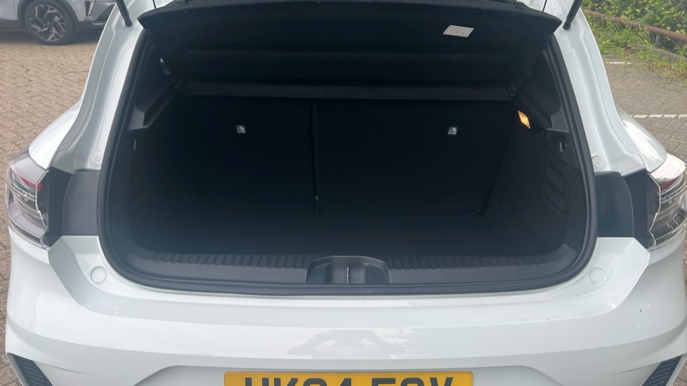Renault Clio 1.6 E-TECH full hybrid 145 Evolution 5dr Auto Hybrid Hatchback - Image 4