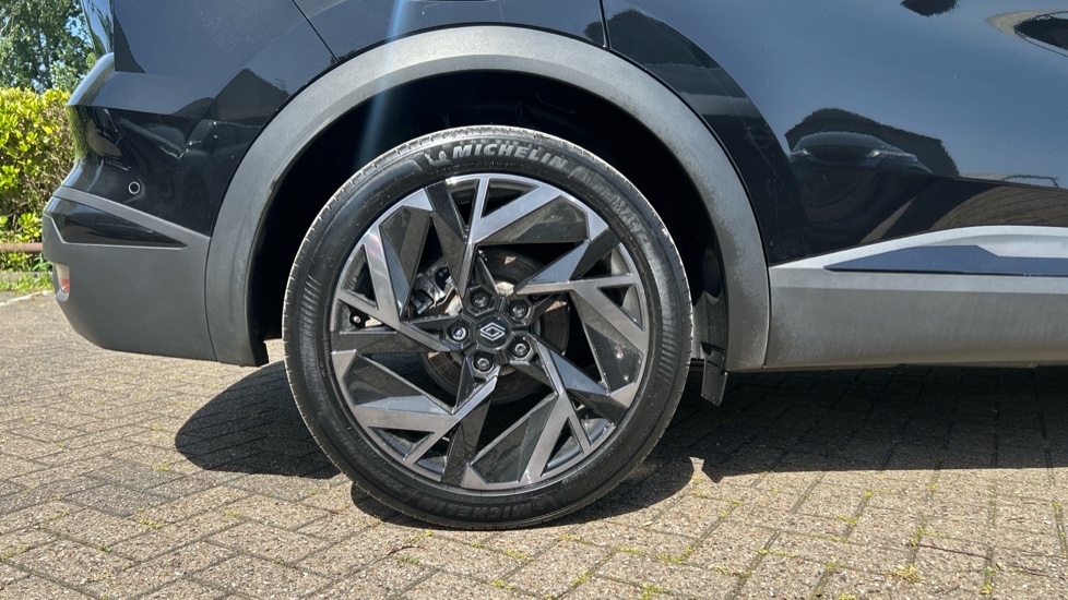 Renault Symbioz 1.6 E-Tech FHEV 145 Techno Esprit Alpine 5dr Auto Hybrid Estate - Image 7