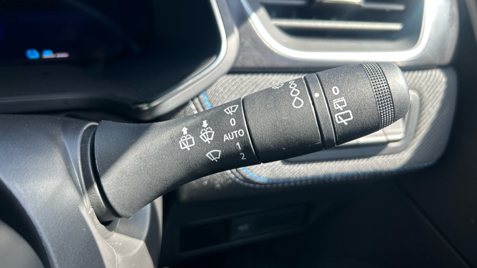 Renault Symbioz 1.6 E-Tech FHEV 145 Techno Esprit Alpine 5dr Auto Hybrid Estate - Image 27