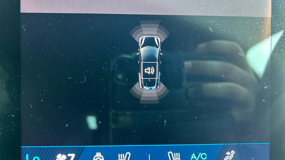 Renault Symbioz 1.6 E-Tech FHEV 145 Techno Esprit Alpine 5dr Auto Hybrid Estate - Image 36