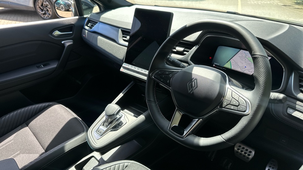 Renault Symbioz 1.6 E-Tech FHEV 145 Techno Esprit Alpine 5dr Auto Hybrid Estate - Image 11