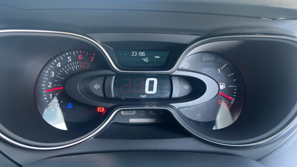 Renault Captur 1.3 TCE 130 GT Line 5dr Petrol Hatchback - Image 18
