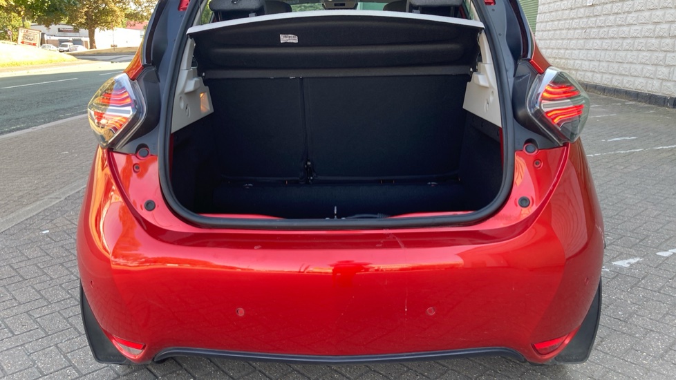 Renault Zoe 100kW Iconic R135 50kWh Rapid Charge 5dr Auto Electric Hatchback - Image 4