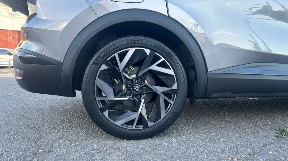 Renault Symbioz 1.6 E-Tech FHEV 145 Techno Esprit Alpine 5dr Auto Hybrid Estate - Image 7