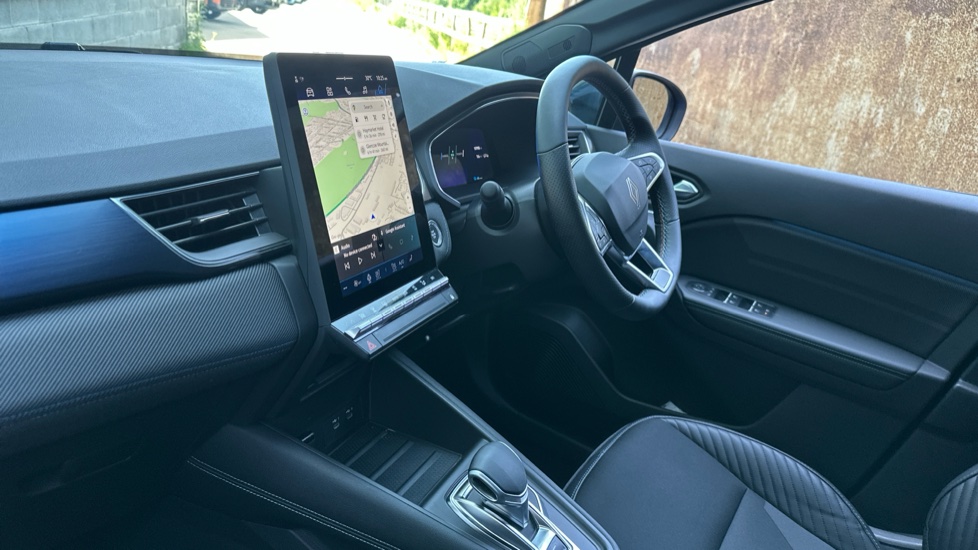 Renault Symbioz 1.6 E-Tech FHEV 145 Techno Esprit Alpine 5dr Auto Hybrid Estate - Image 9