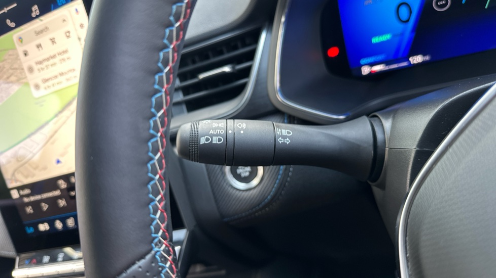 Renault Symbioz 1.6 E-Tech FHEV 145 Techno Esprit Alpine 5dr Auto Hybrid Estate - Image 24