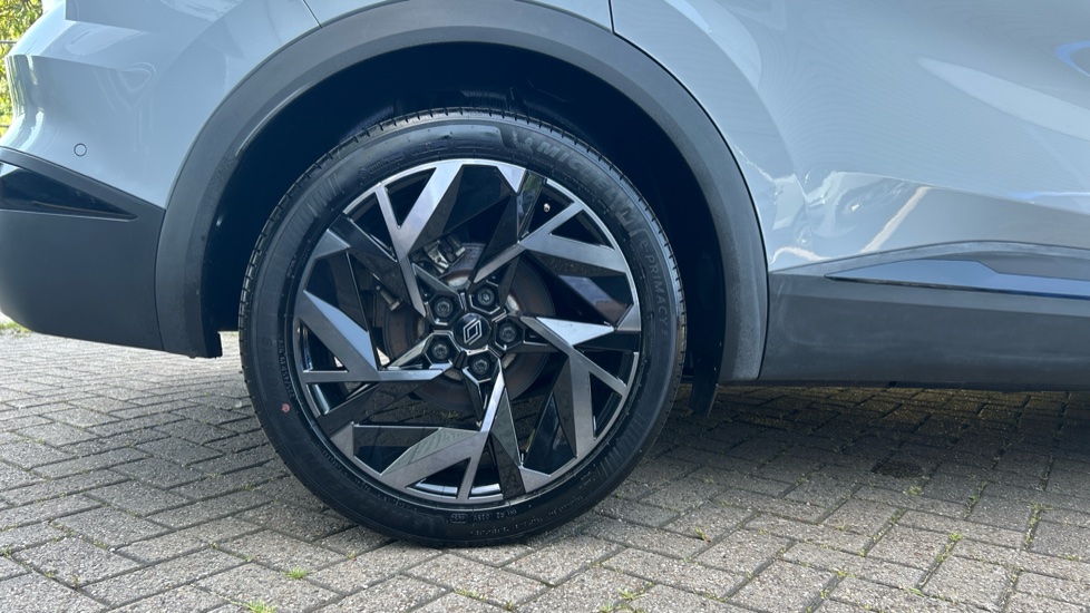 Renault Symbioz 1.6 E-Tech FHEV 145 Techno Esprit Alpine 5dr Auto Hybrid Estate - Image 7