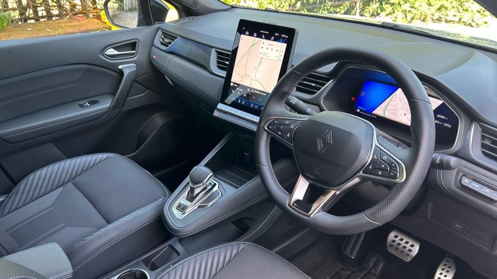 Renault Symbioz 1.6 E-Tech FHEV 145 Techno Esprit Alpine 5dr Auto Hybrid Estate - Image 11