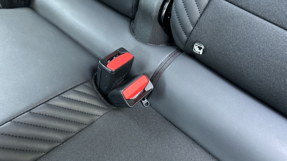 Renault Symbioz 1.6 E-Tech FHEV 145 Techno Esprit Alpine 5dr Auto Hybrid Estate - Image 17