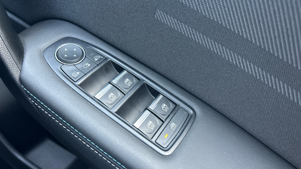 Renault Symbioz 1.6 E-Tech FHEV 145 Techno Esprit Alpine 5dr Auto Hybrid Estate - Image 21
