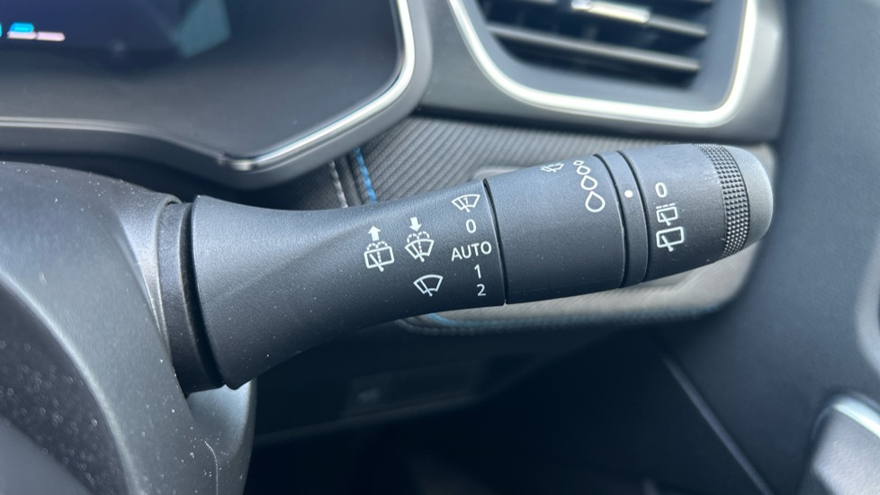 Renault Symbioz 1.6 E-Tech FHEV 145 Techno Esprit Alpine 5dr Auto Hybrid Estate - Image 23