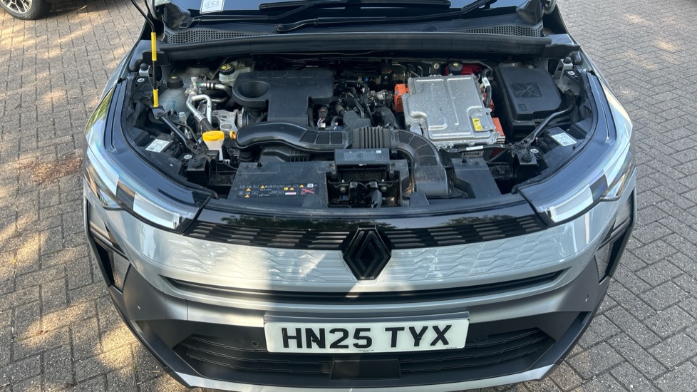 Renault Symbioz 1.6 E-Tech FHEV 145 Techno Esprit Alpine 5dr Auto Hybrid Estate - Image 8