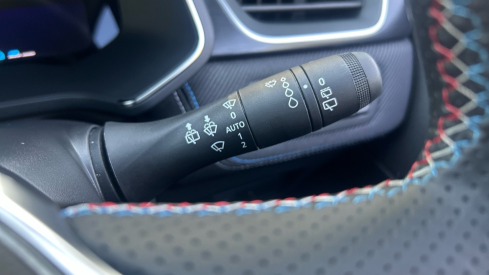 Renault Symbioz 1.6 E-Tech FHEV 145 Techno Esprit Alpine 5dr Auto Hybrid Estate - Image 30