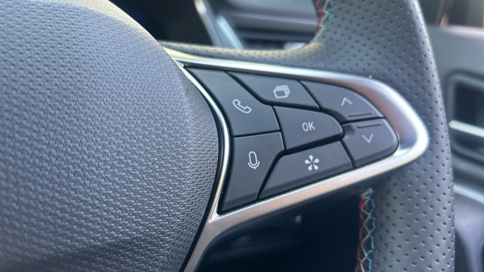 Renault Symbioz 1.6 E-Tech FHEV 145 Techno Esprit Alpine 5dr Auto Hybrid Estate - Image 33