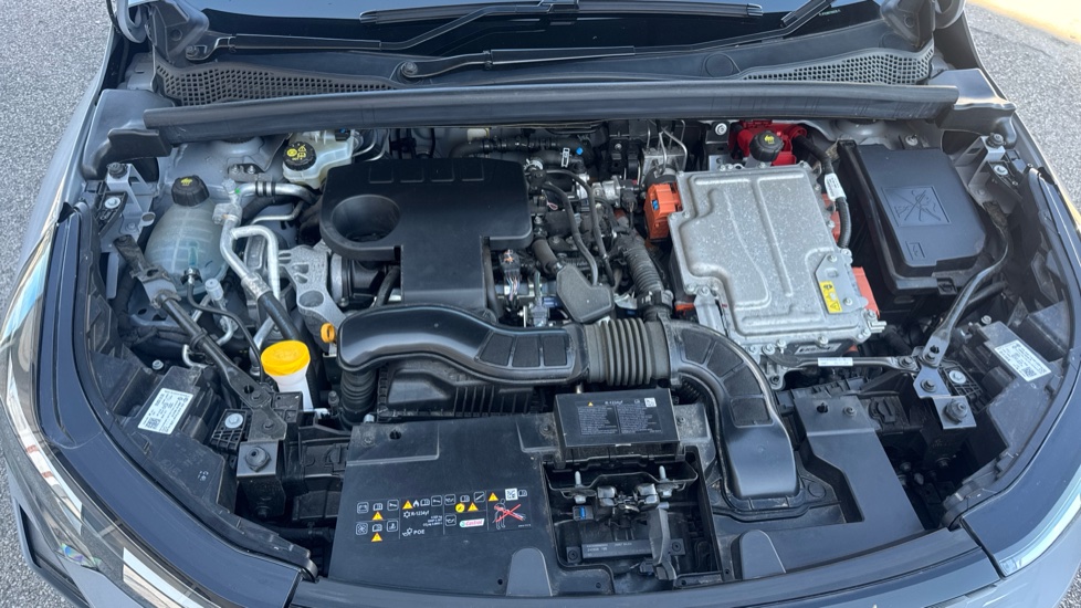 Renault Symbioz 1.6 E-Tech FHEV 145 Techno Esprit Alpine 5dr Auto Hybrid Estate - Image 8